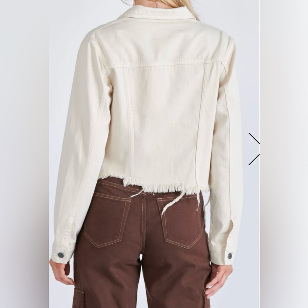 HIDDEN JEANS Rebel Fray Hem Denim Trucker Jacket in Cream, Sz L - Picture 3 of 16